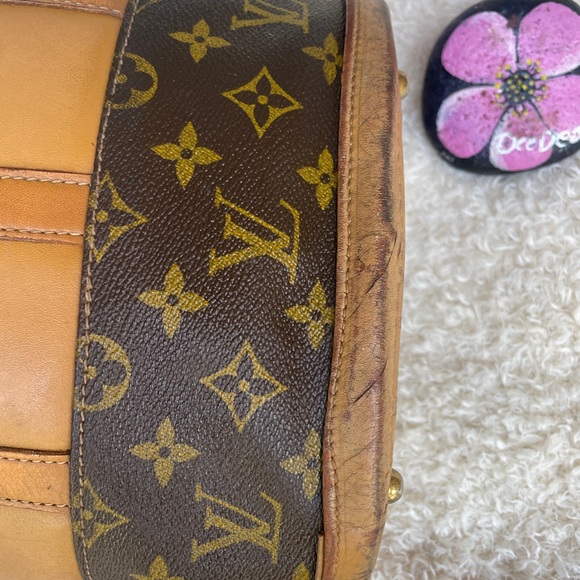 ❎SOLD OUT ❎LOUIS VUITTON Vintage Monogram Small Bucket Bag Includes * - Picture 13 of 17